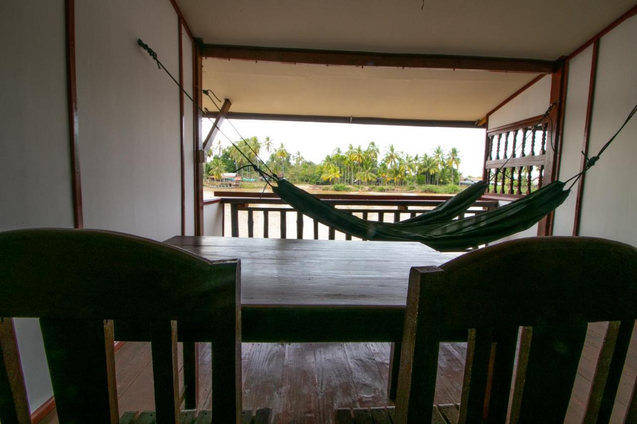 Dokchampa Guesthouse Ban Khon Екстер'єр фото